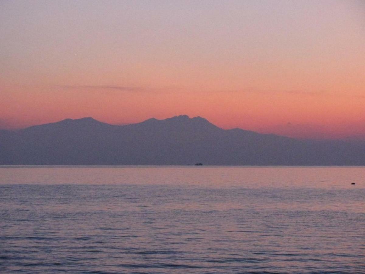 Ferienhaus "Arizones", Nea Kallikratia, Chalkidiki Nea Kallikrateia Buitenkant foto